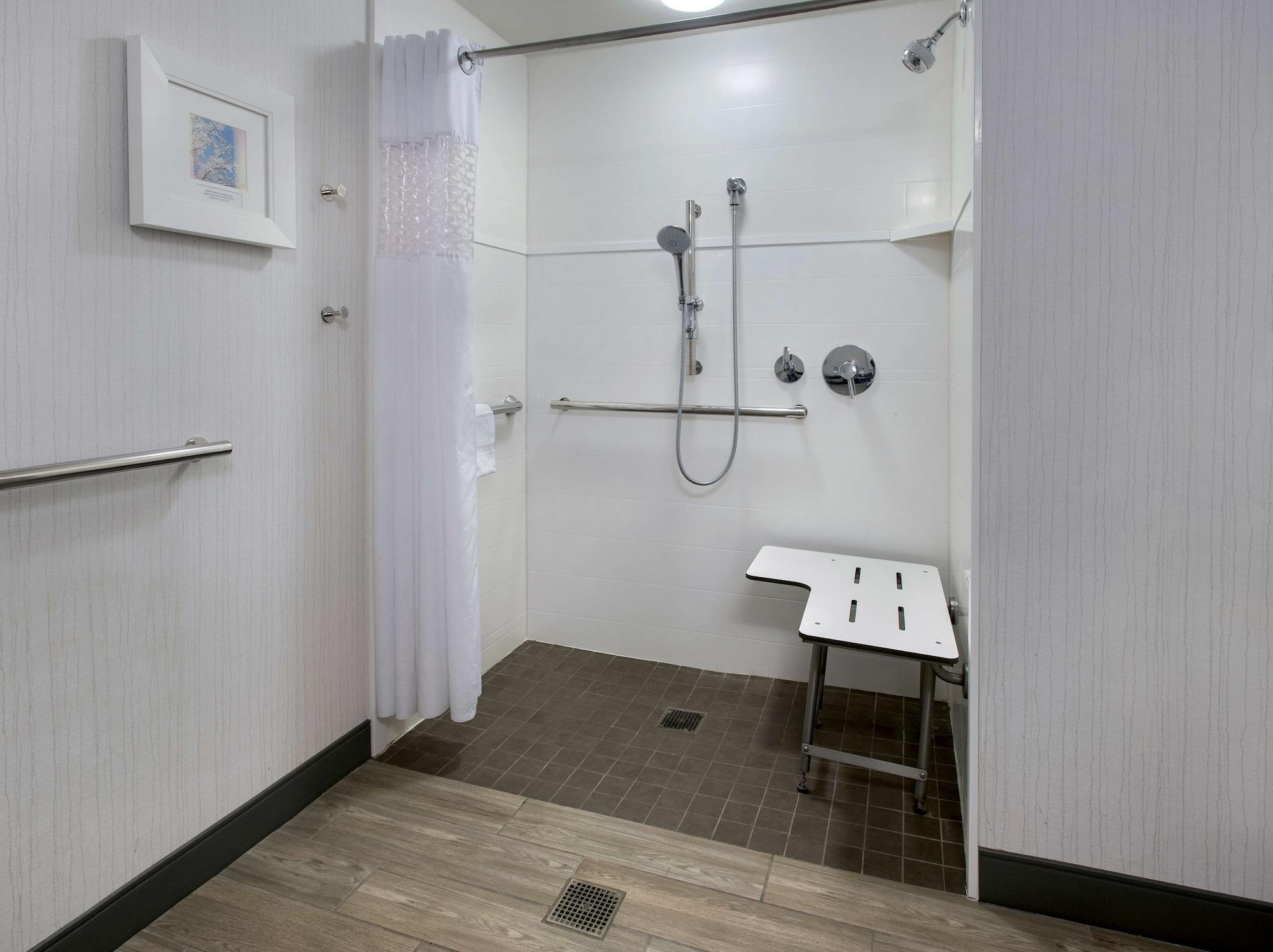 Hampton Inn מידלטאון מראה חיצוני תמונה