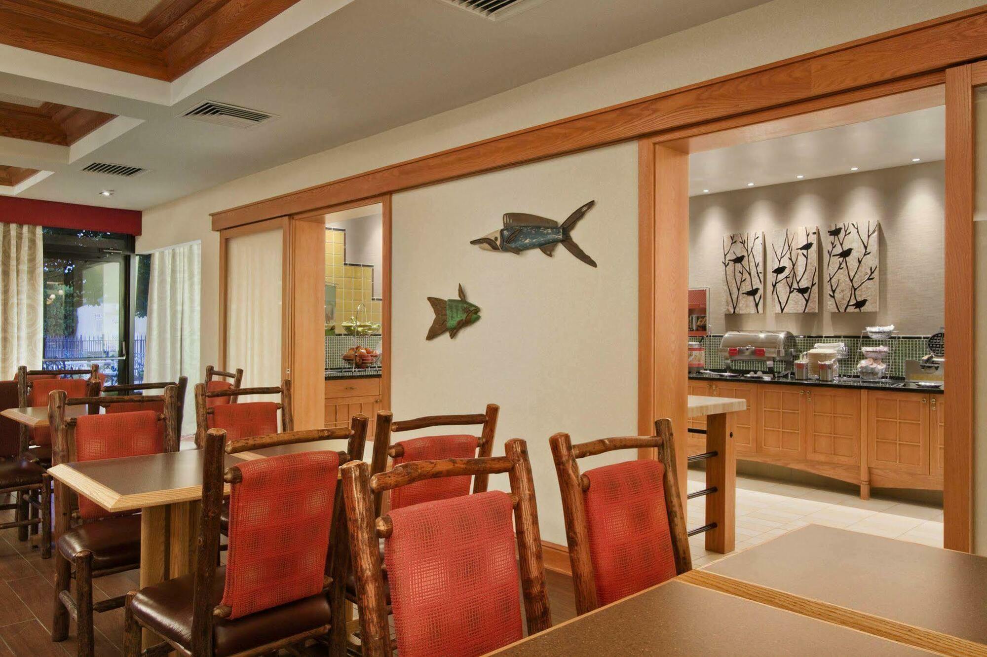 Hampton Inn מידלטאון מראה חיצוני תמונה